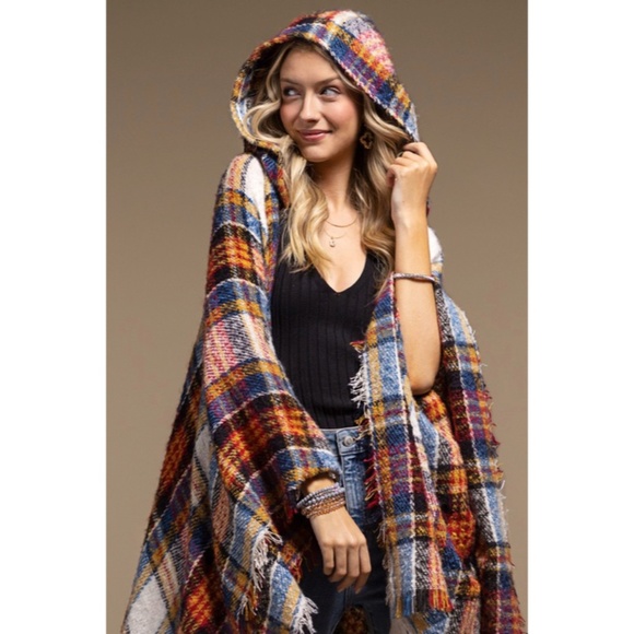 SOLD OUT Vin Chaud Knit Plaid Hooded Hoodie Open Fringe Ruana Wrap Fall Winter - Picture 2 of 6